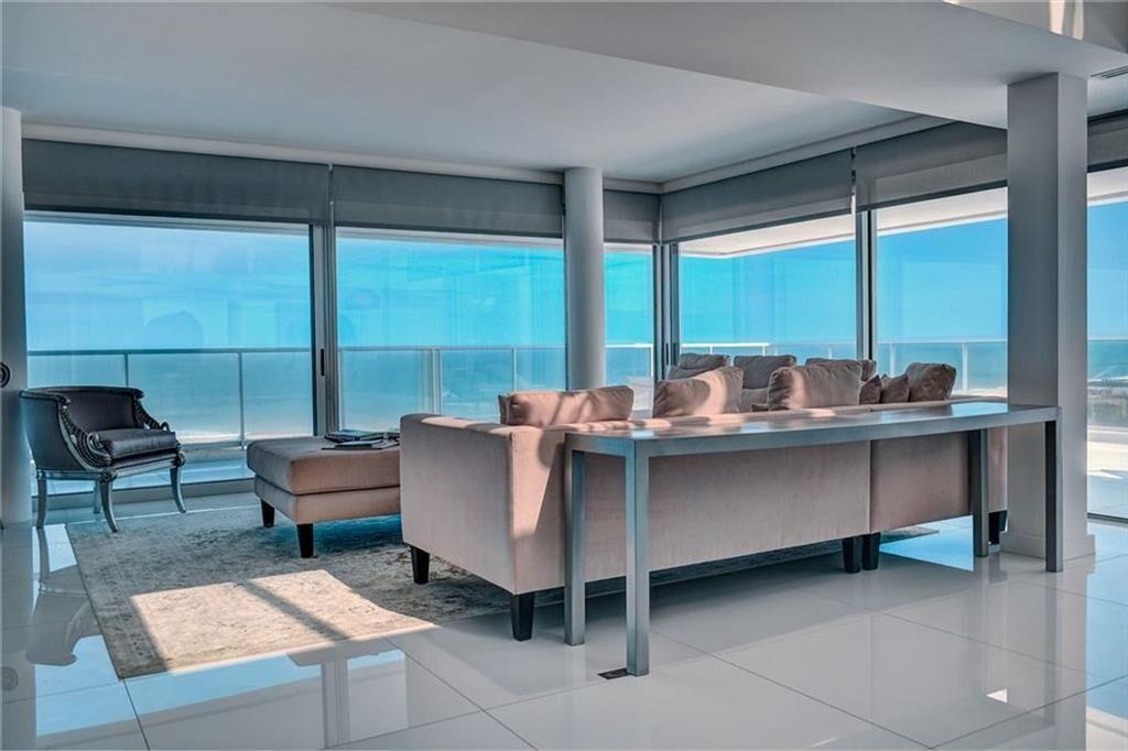 DEPARTAMENTO PENTHOUSE EN VENTA FRENTE AL MAR
