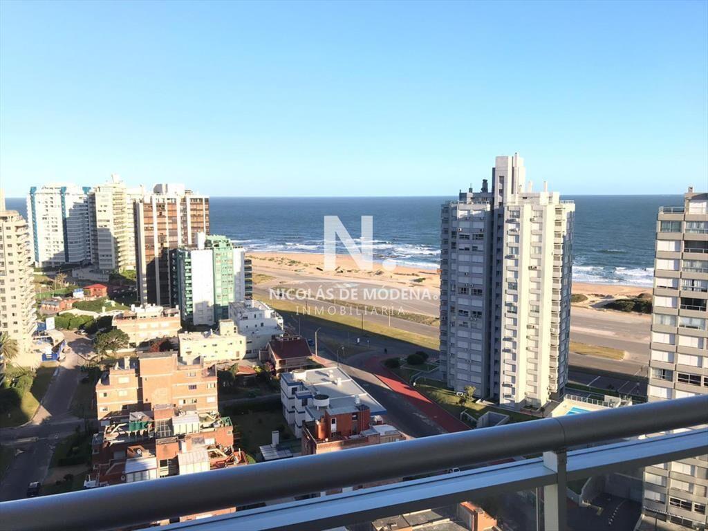 Espectacular departamento, de 3 dormitorios en
