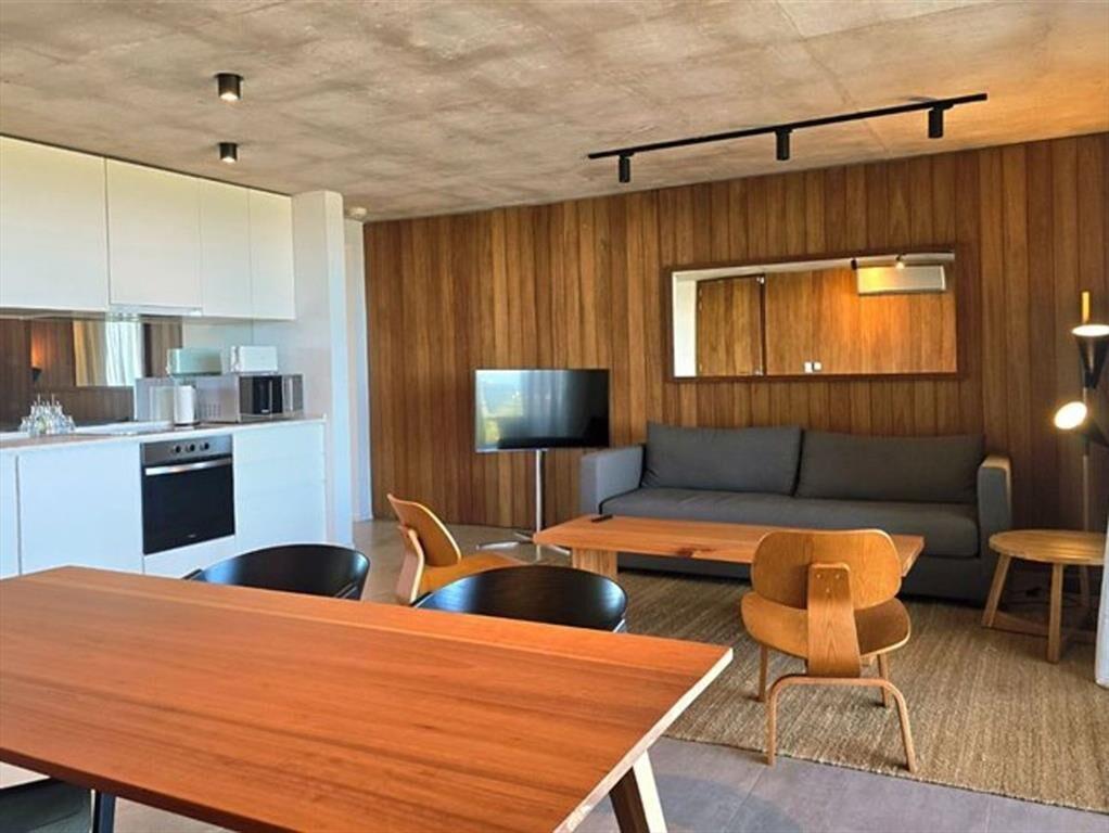 SEMIPISO EN VENTA EN MANANTIALES,2 DOR/2 BAÑOS