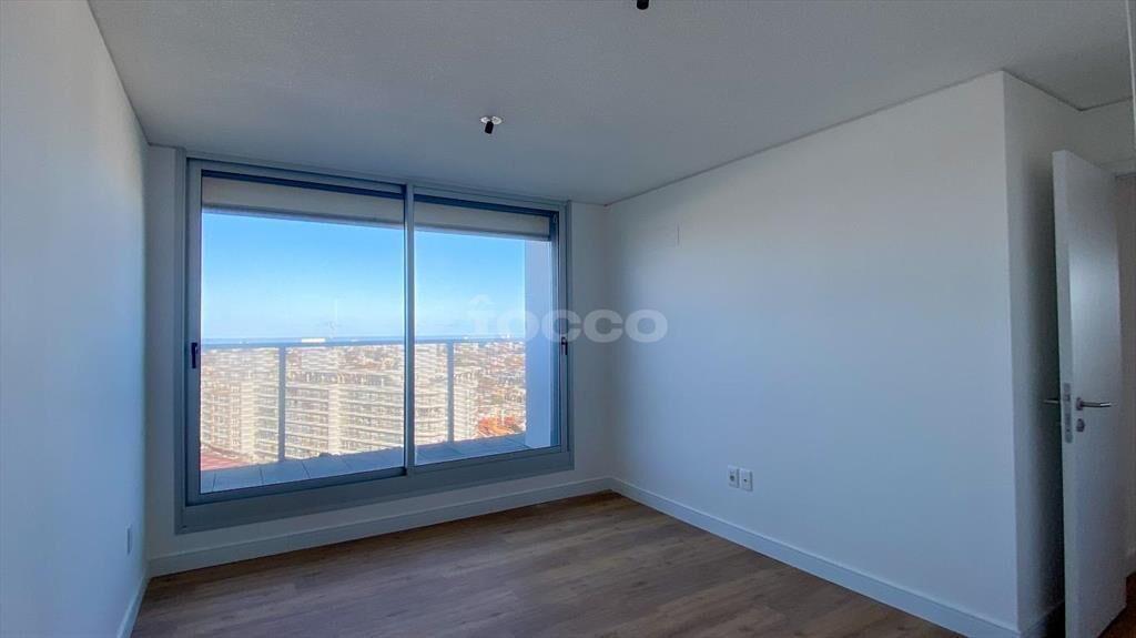 APARTAMENTO EN MALVIN 3 DORMITORIOS CON RENTA