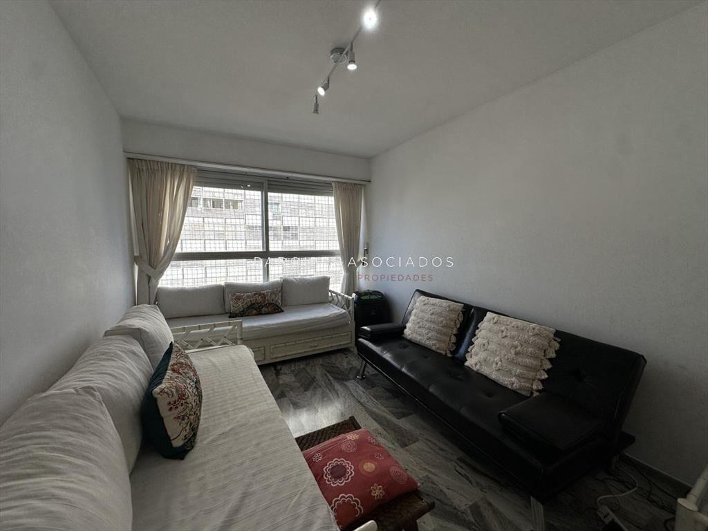 Apartamento en venta de 1 dormitorio en Punta del