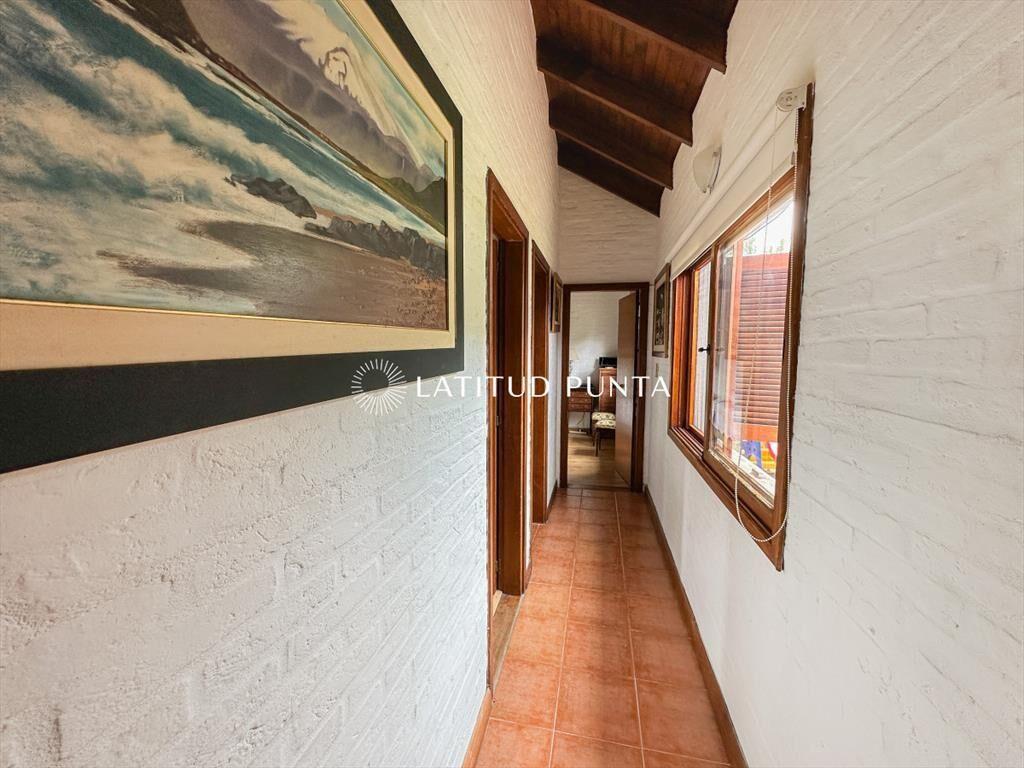 Casa en Jardines de CÃ³rdoba, 3 dormitorios