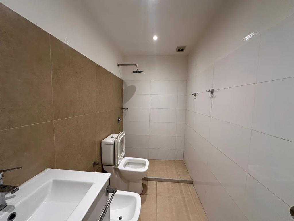 Venta Casa 2 Dormitorios 1 Baño Garaje y Parrillero Malvin N