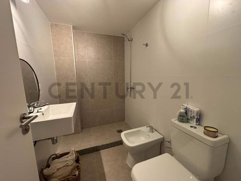 Parque Batlle venta Apto 2 Dorm con balcón USD195.955 opc...