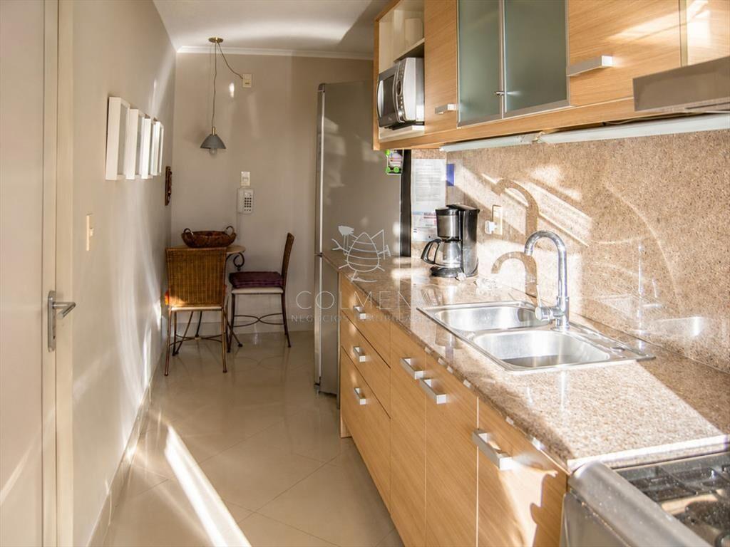 Alquila apartamento de 3 dormitorios en Punta del