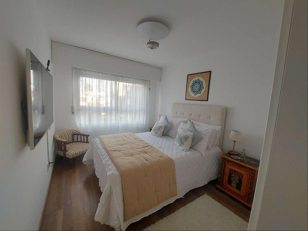 Alquiler apartamento con muebles 3 dormitorios, 2 baños, pa
