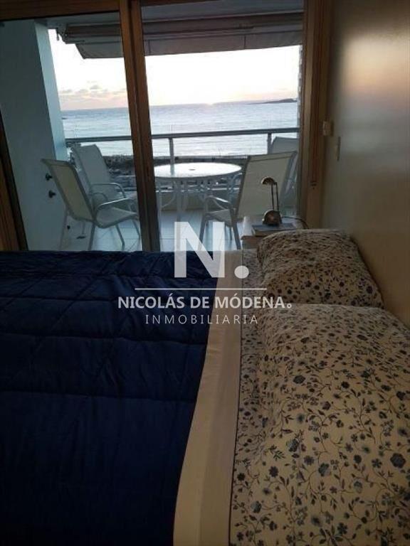 Espectacular apartamento con vista al mar