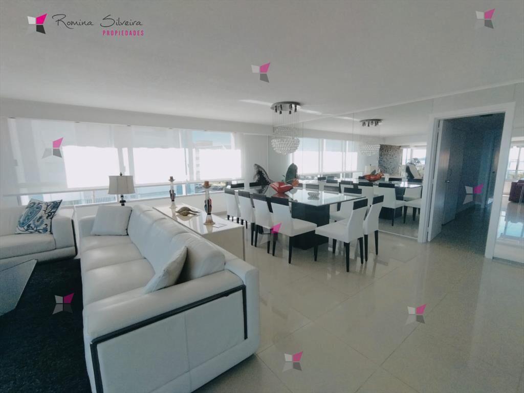 VENTA DE APARTAMENTO DE 3 DORMITORIOS Y DEPENDENCIA EN EDIF