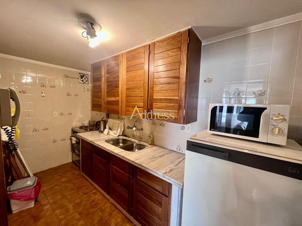 Departamento en edificio de categoría, consulte