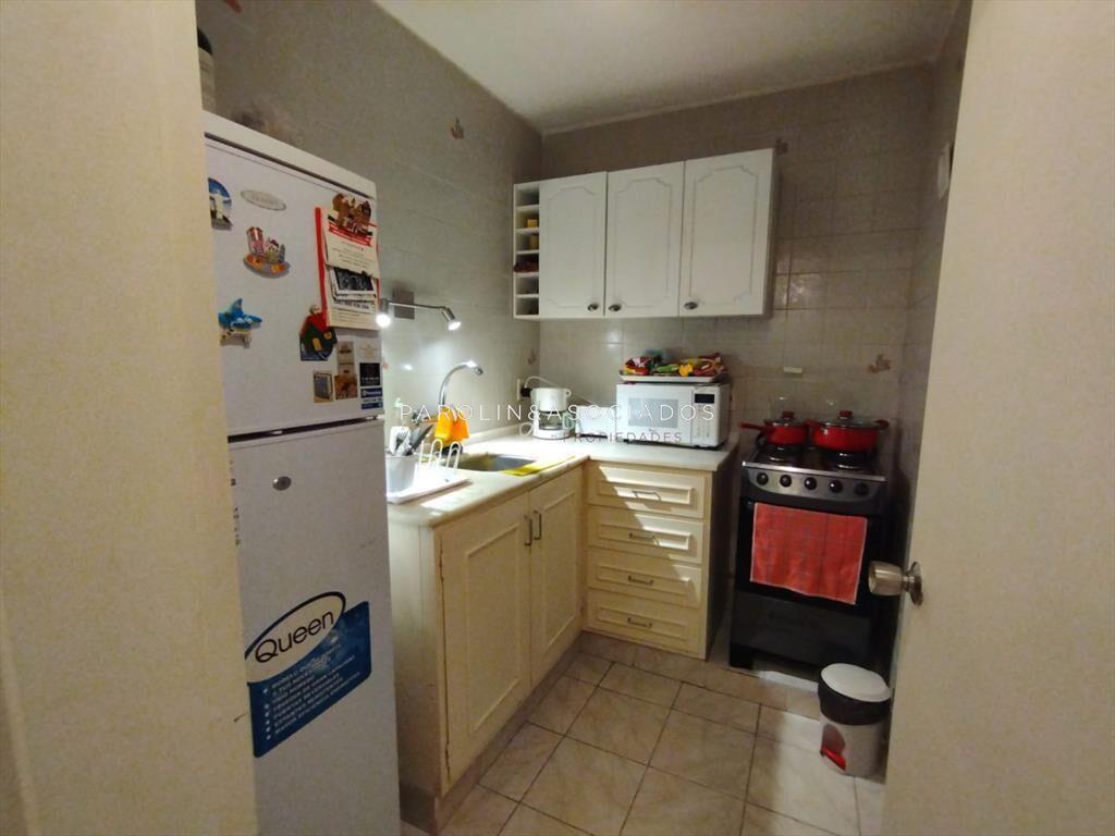Luminoso apartamento en venta en edificio Aromo,