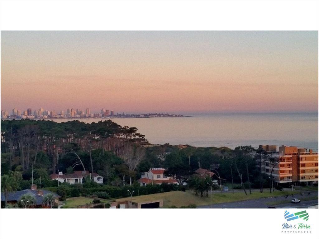 Apartamento en Mansa, 3 dormitorios *