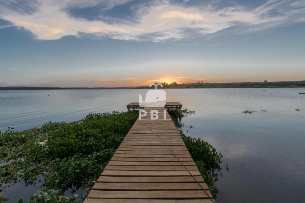 Venta de Chacra 6 DORMITORIOS en Laguna del Punta