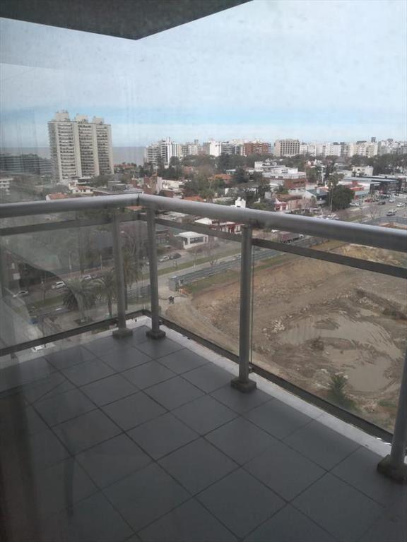 Torres Nauticas, puertito del Buceo, vista al mar, 130 m2