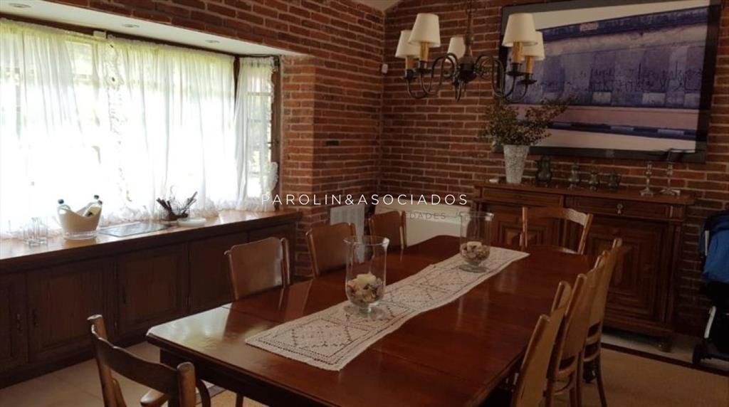 Espectacular Chalet en Playa Brava