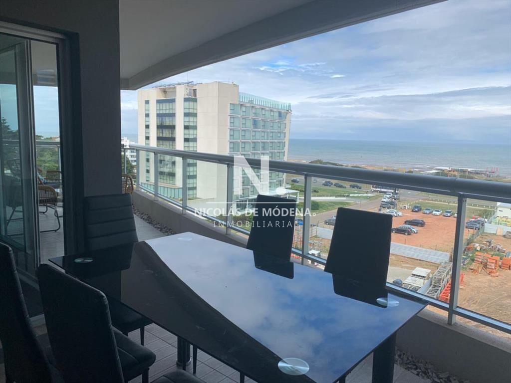 apartamento en playa brava