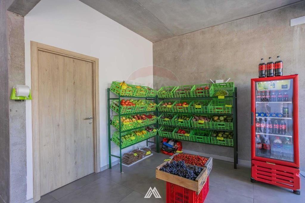 VENTA LOCAL C/RENTA TRES CRUCES