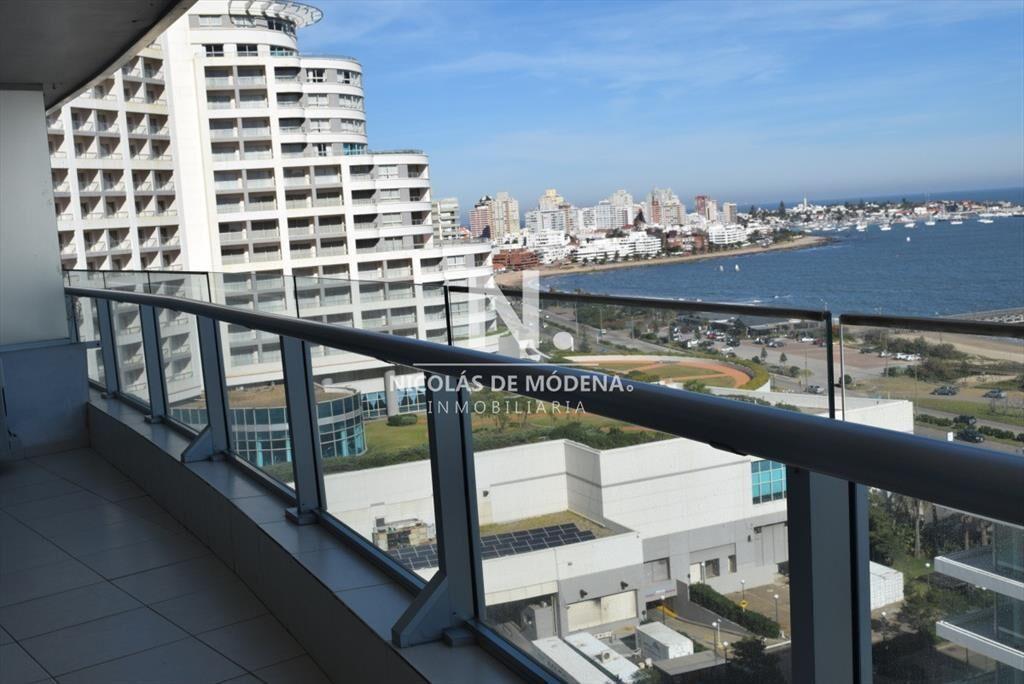 Apartamento en Punta del Este, Mansa