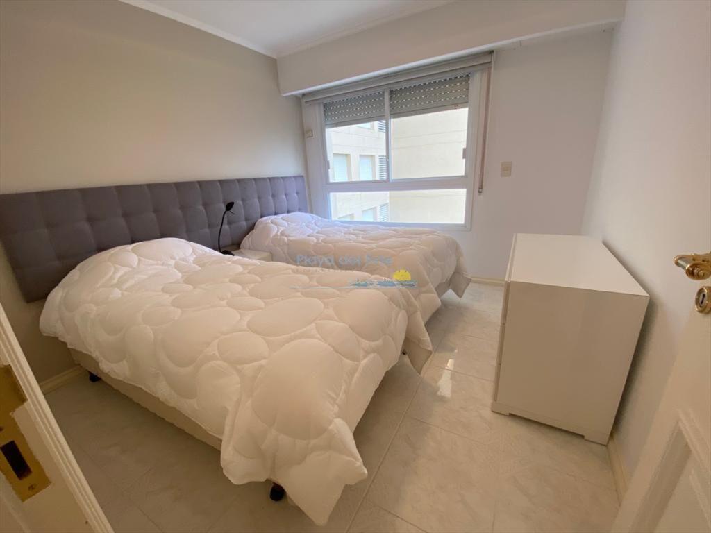 Apartamento en Venta de 3 dormitorios en Edificio