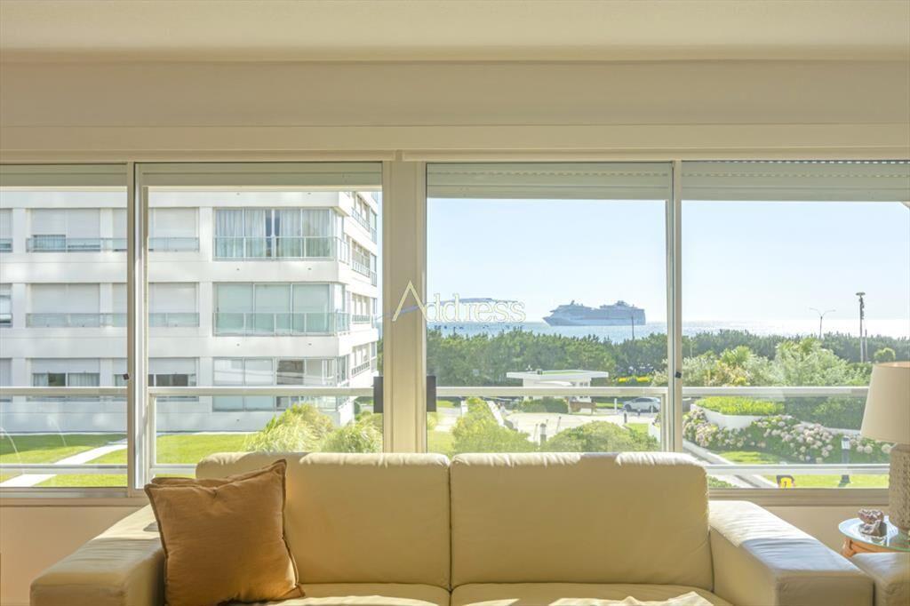 Apartamento en Punta del Este Mansa Torre en 1ra