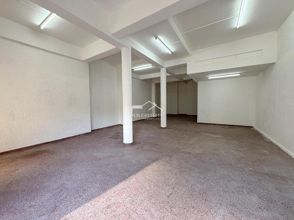Venta local comercial  Tres Cruces. A dos cuadras de Av. 18