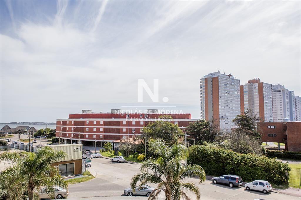 Espectacular departamento en Playa Mansa, Punta