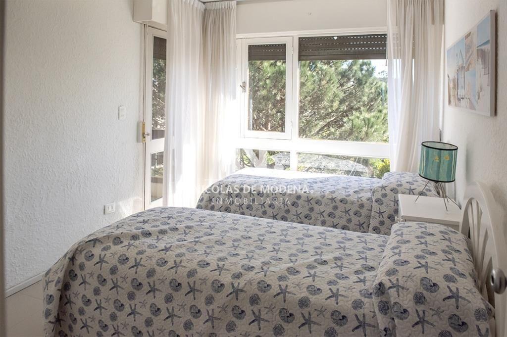 Apartamento en Venta de 2 dormitorios en Edificio