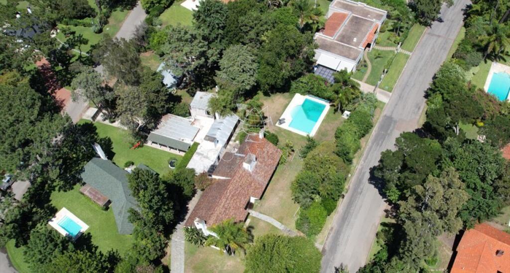 En venta casa en Barrio Golf, Punta del Este de 6