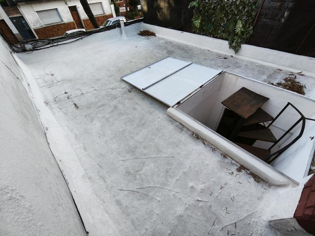 Casa (PH) a la Venta en Pocitos con Dos Dormitorios, Garaje