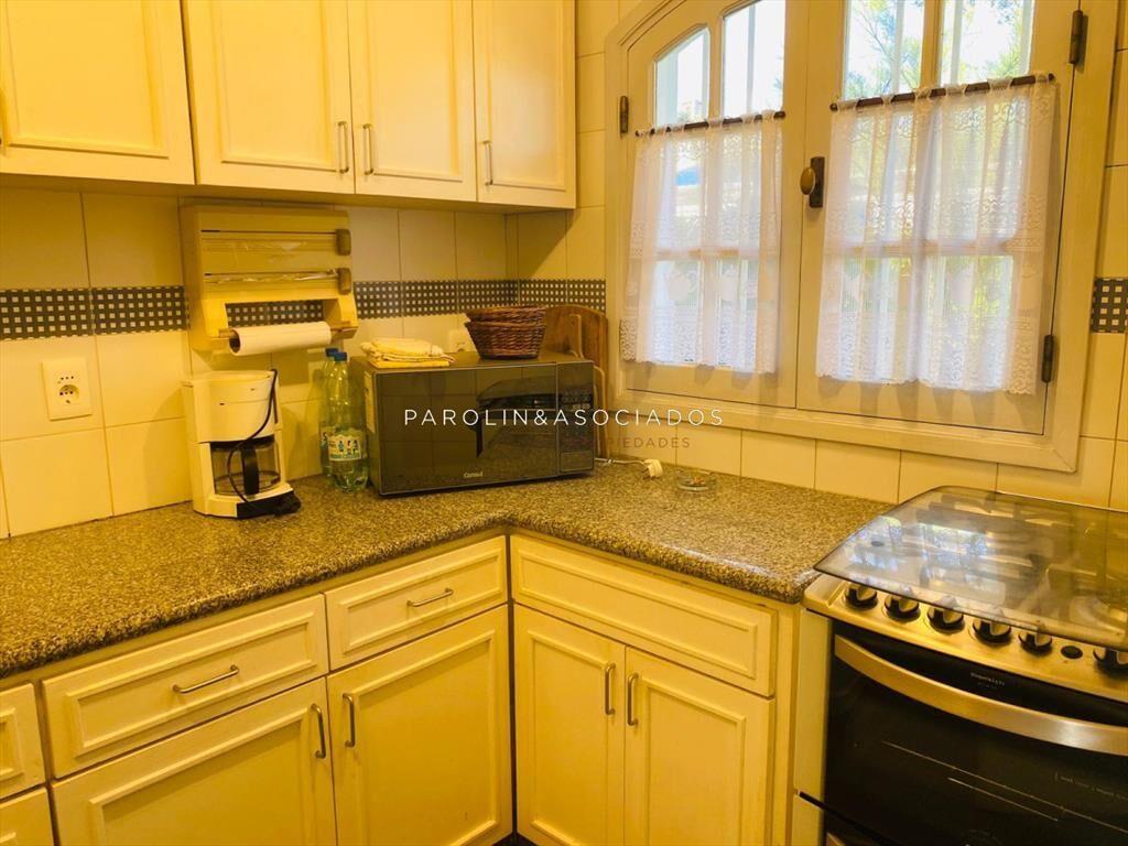 Apartamento de 3 dormitorios en venta en Barrancas, Punta d