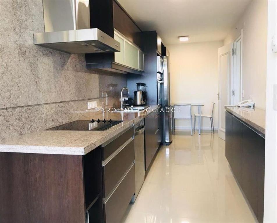 Apartamento de 3 dormitorios en venta en Torre