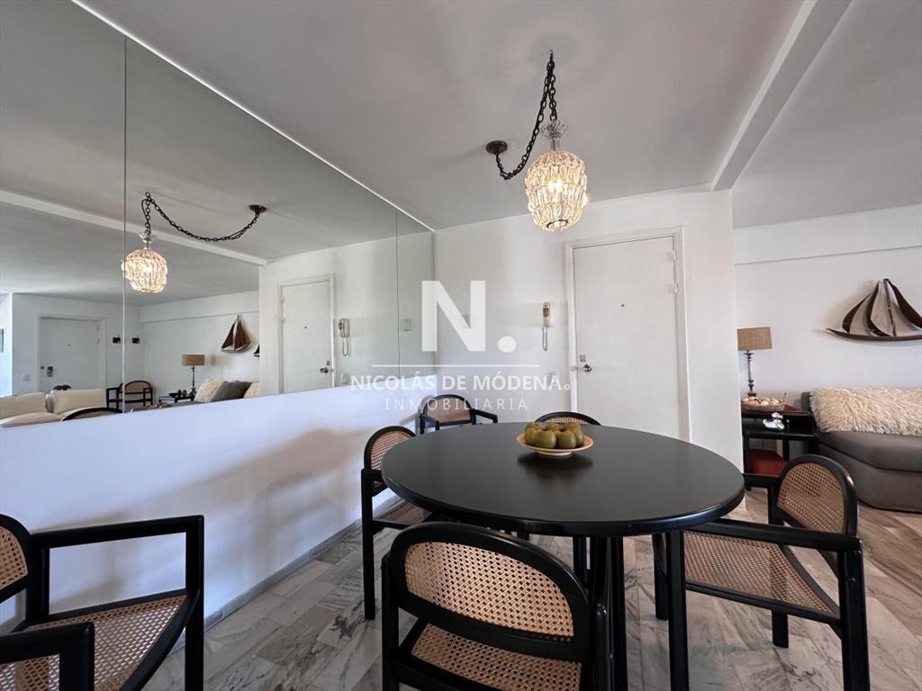 Apartamento de 3 dormitorios en Peninsula, Punta