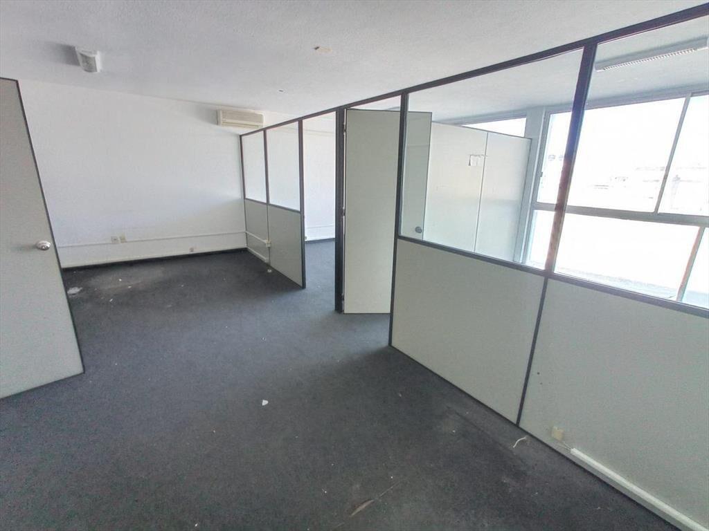Oficina -Oficina en Ciudad Vieja, prox Plaza Zabala!!