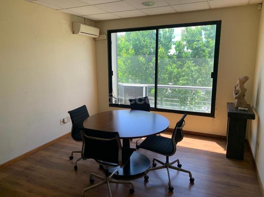 OFICINA EN VENTA Y ALQUILER FRENTE A RAMBLA