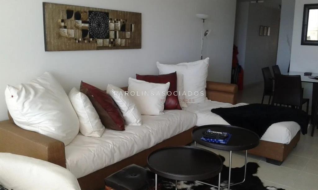 Apartamento en venta de 2 dormitorios en Season