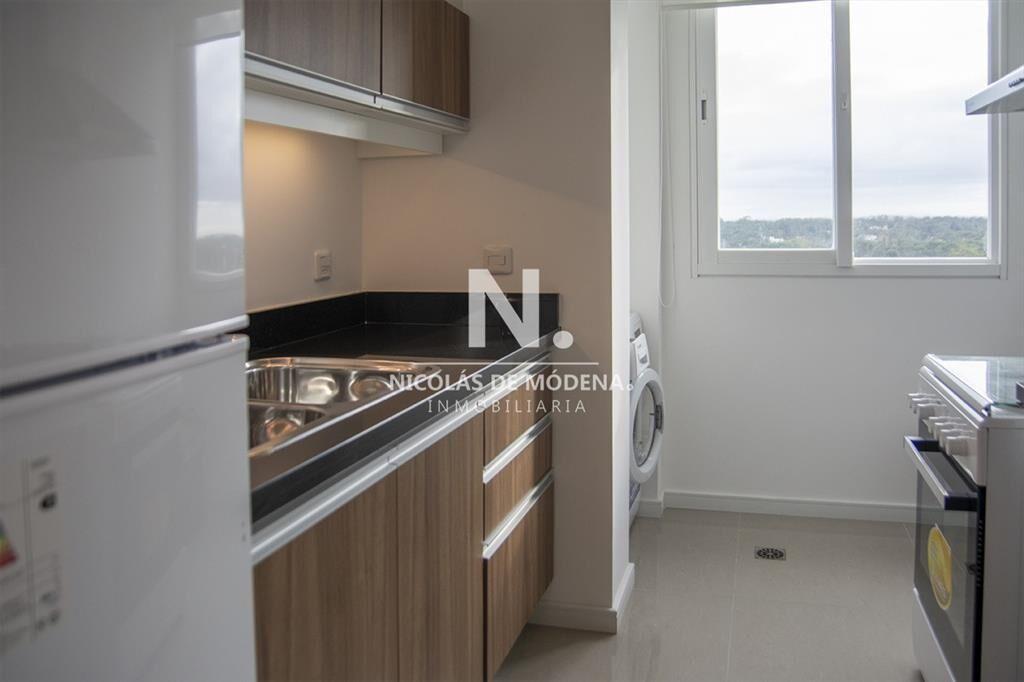 Departamento en piso alto en venta. Torre One.
