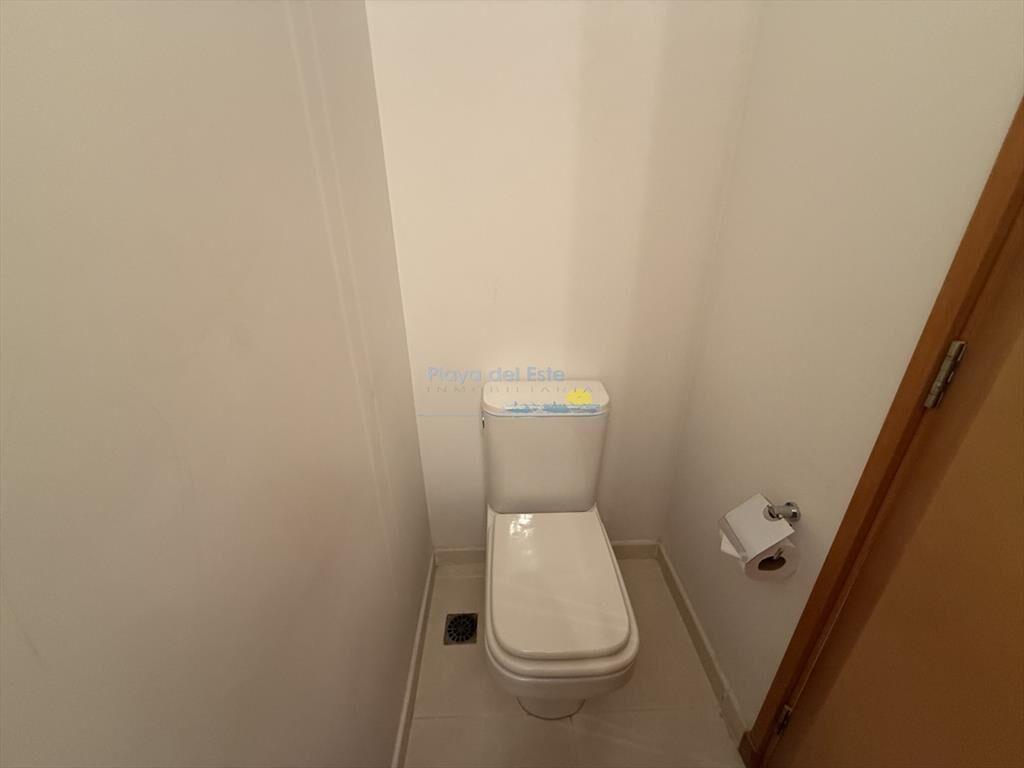 LINDISIMO EDIFICIO CON TODOS LOS SERVICIOS