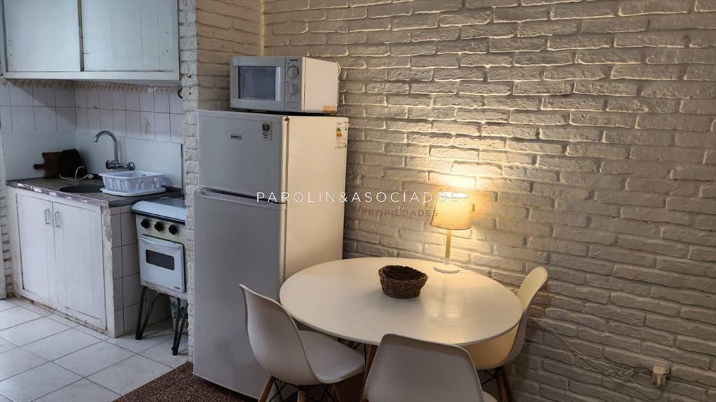 Se vende apartamento de 1 dormitorio en La