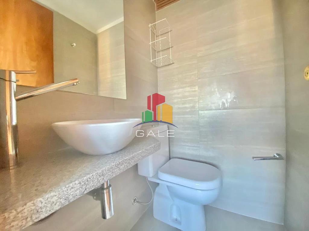 Apartamento cómodo, amplio y luminoso, muy bien ubicado, c