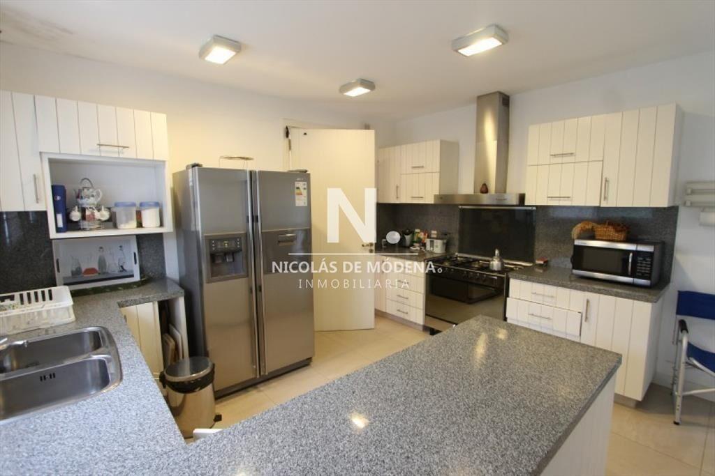 Vende Casa de 4 dormitorios en Laguna Blanca   Â?