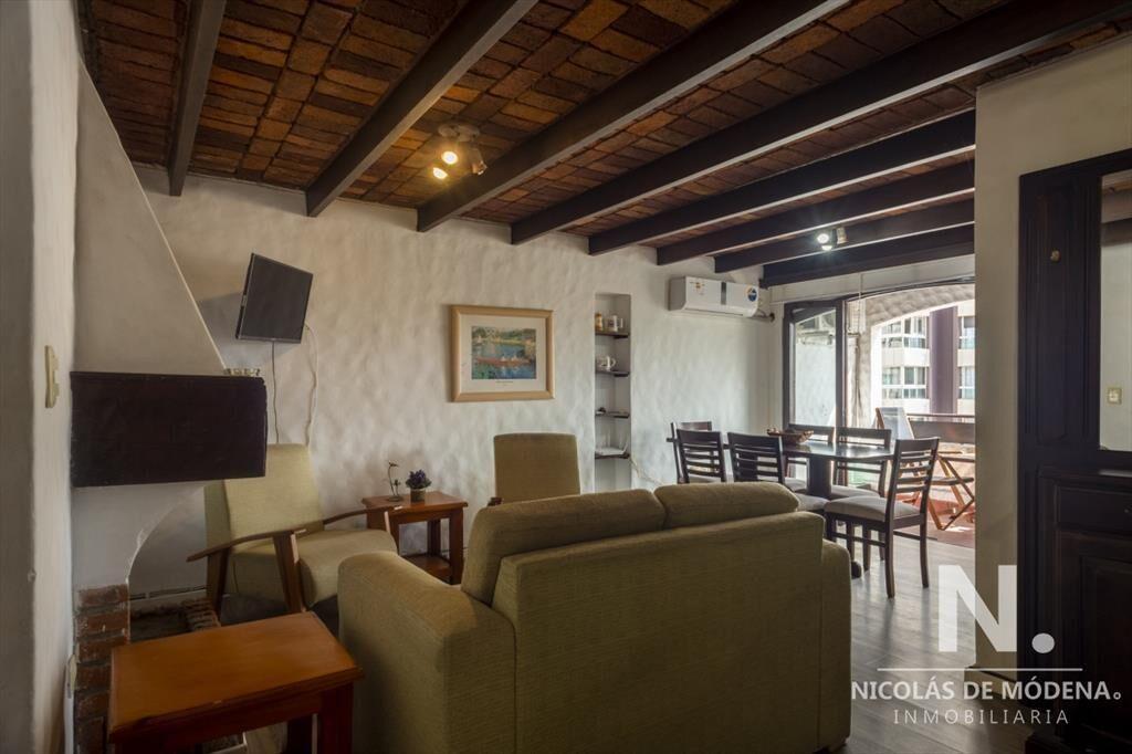 VENTA APARTAMENTO 3 DORMITORIOS Y DEPENDENCIA PENINSULA