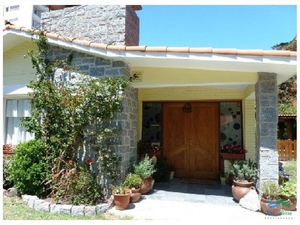 Vendo casa 4 dormitorios en playa mansa, Punta