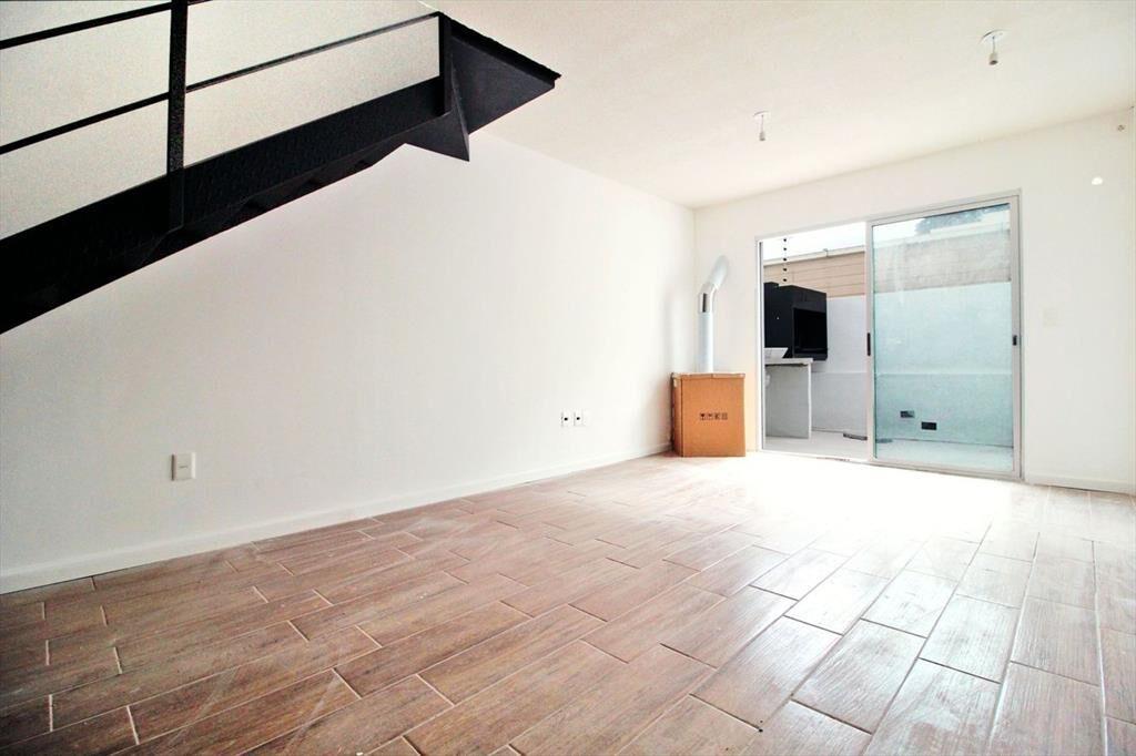 Venta apto. 2 dorm.patio, parrillero, cochera.
