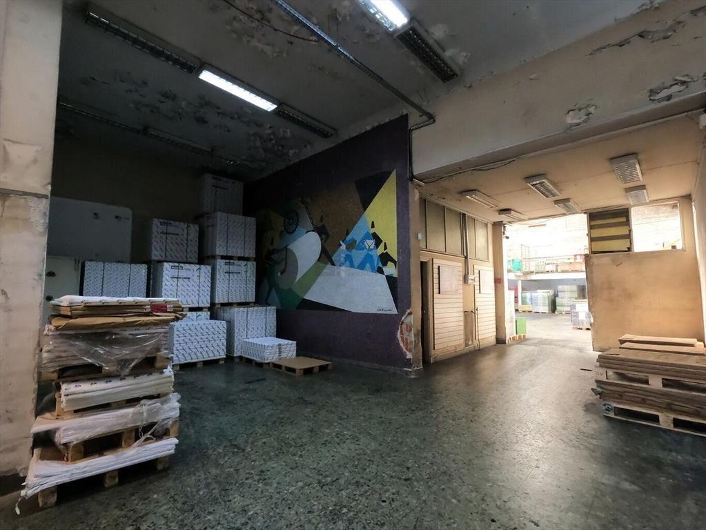 Venta Local Industrial en Aguada Av. Rondeau 5.300 metros