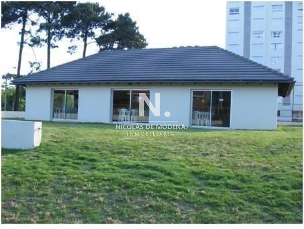 Departamento de 1 dormitorio en venta en Punta