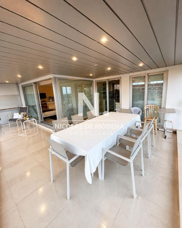En venta apartamento de 3 dormitorios en suite en