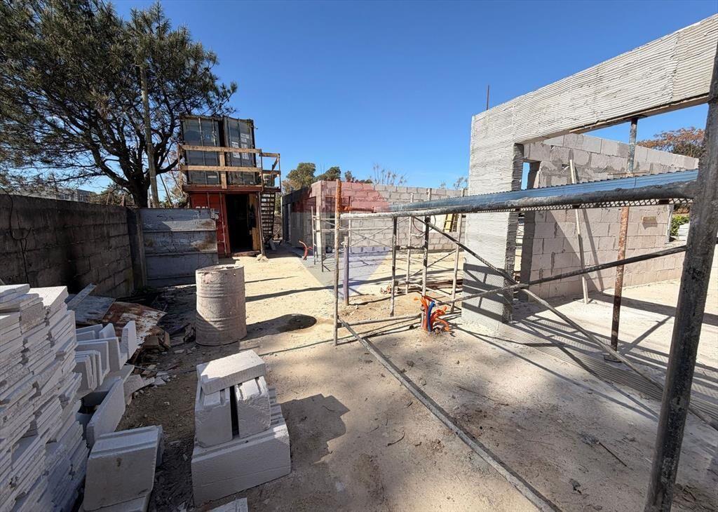 VENTA DUPLEX 2 DORM PARQUE MIRAMAR GRINDELIA II