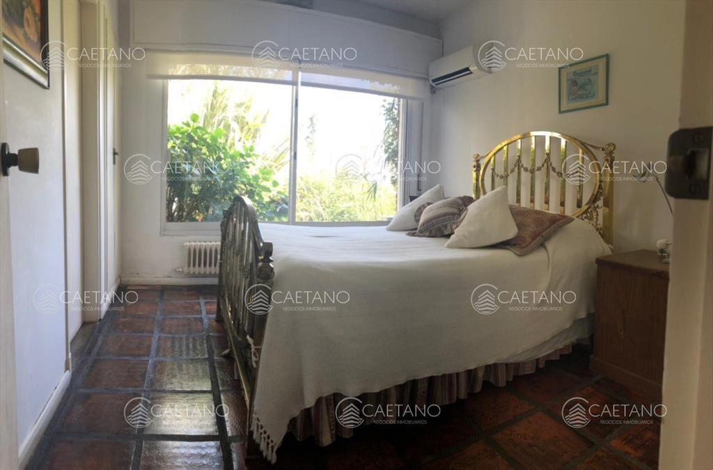 Casa en Pinares a 100 mts del mar !