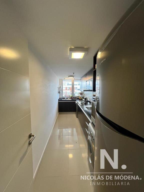 Apartamento de 3 dormitorios Forest Tower II en venta