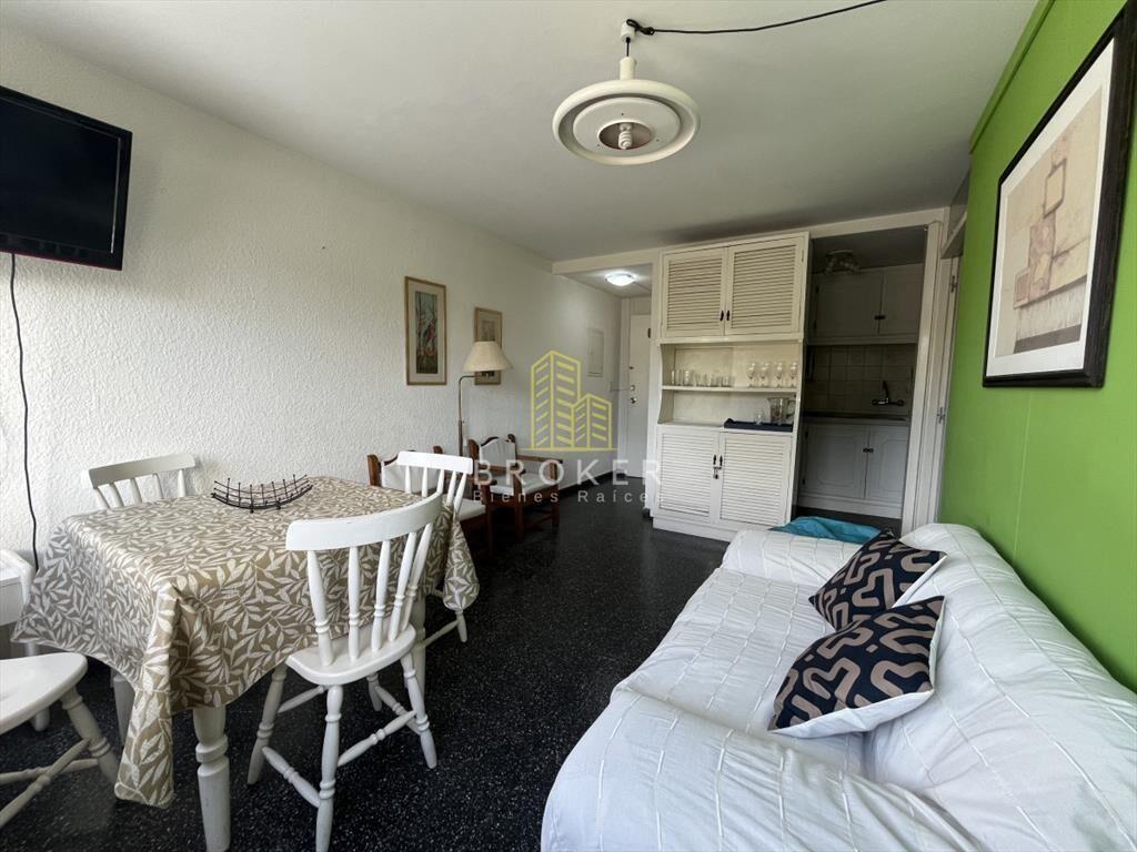 ALQUILER ANUAL 1 Dormitorio y medio Mansa Punta del Este