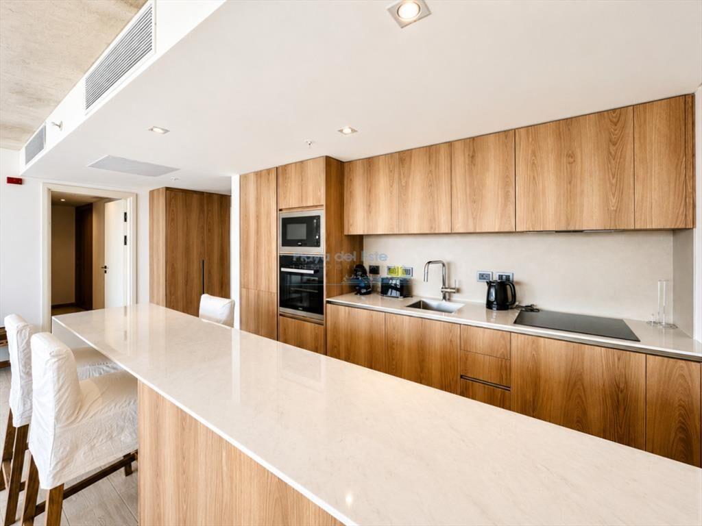 Moderno Apartamento de 1 Dormitorio en suite piso